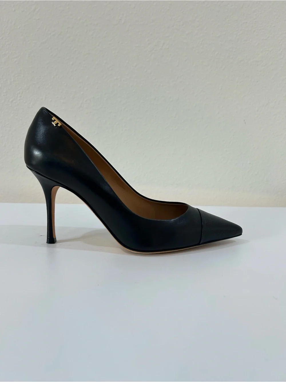 Tory Burch Penelope Heels Cap Toe Calfskin Leather Pumps with Heel Detail, Sz 8